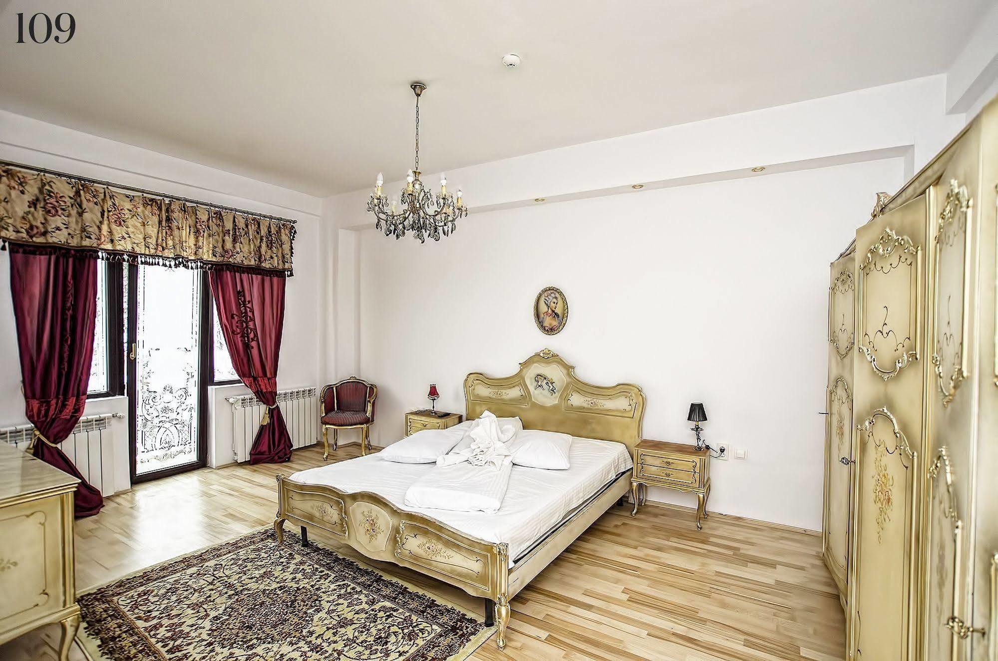 Hotel Coroana Moldovei Slănic-Moldova Eksteriør billede