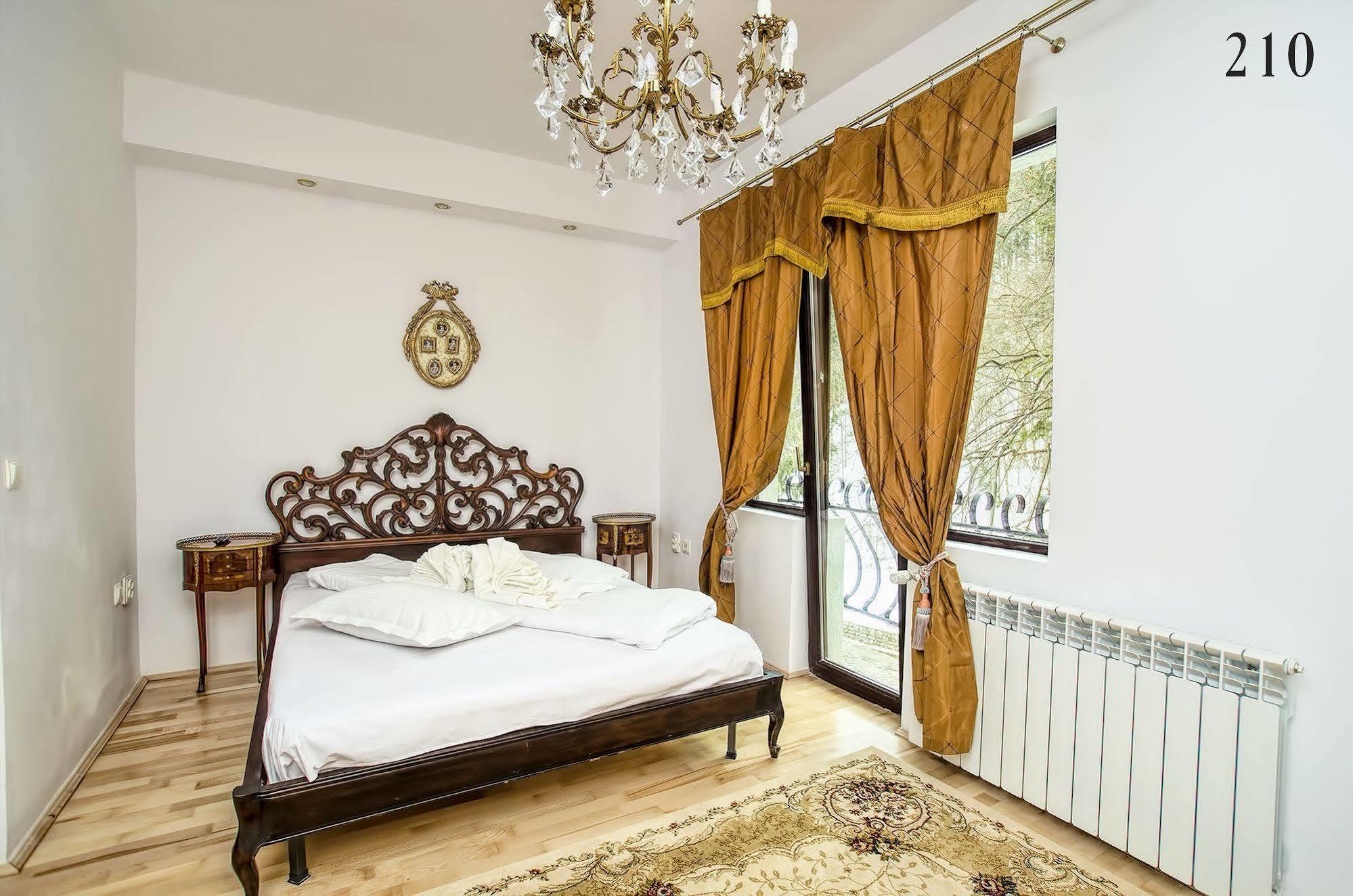 Hotel Coroana Moldovei Slănic-Moldova Eksteriør billede
